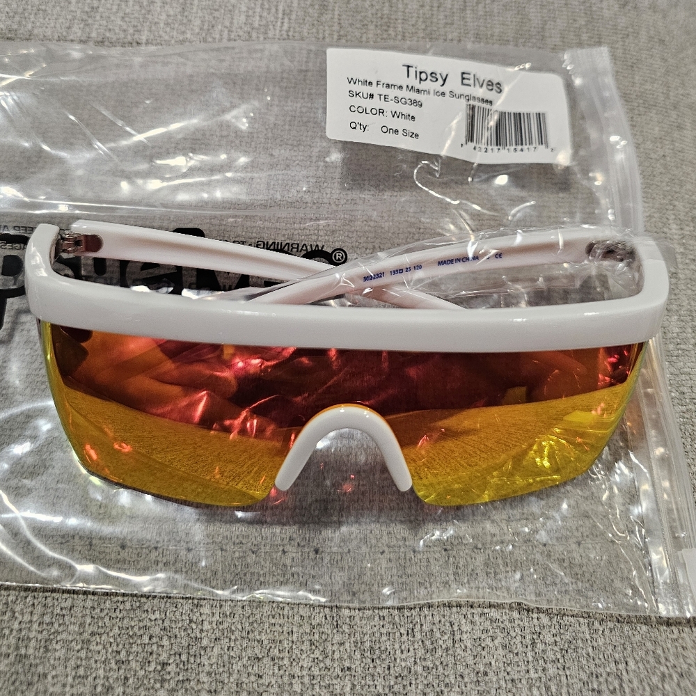 NWT Tipsy Elves Miami Ice Sunglasses With Case